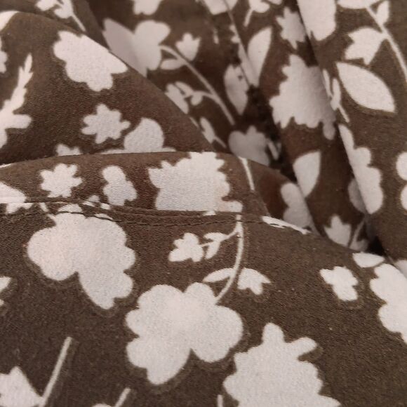 CAbi OLlive And Blue Floral Blouse. Coastal - Picture 11 of 11